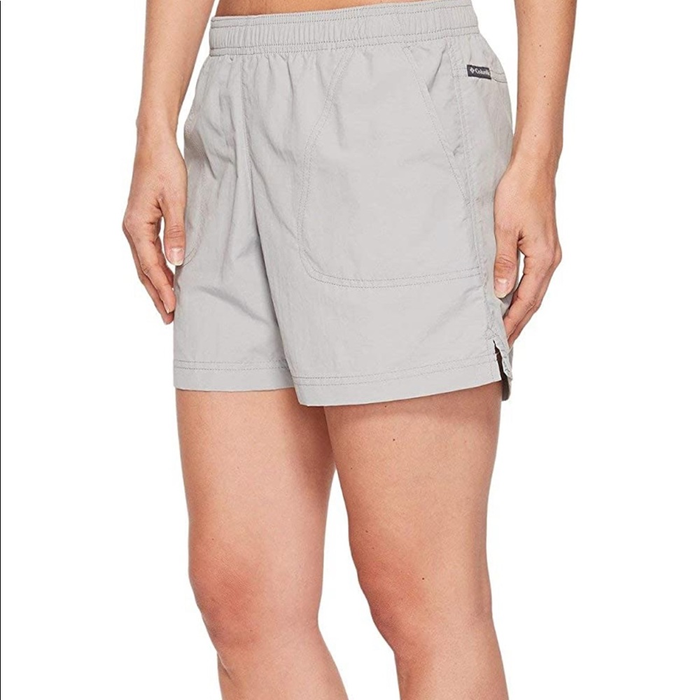 Women’s Columbia Sandy River shorts
